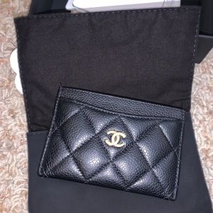 Chanel Classic Cardholder in Black Caviar